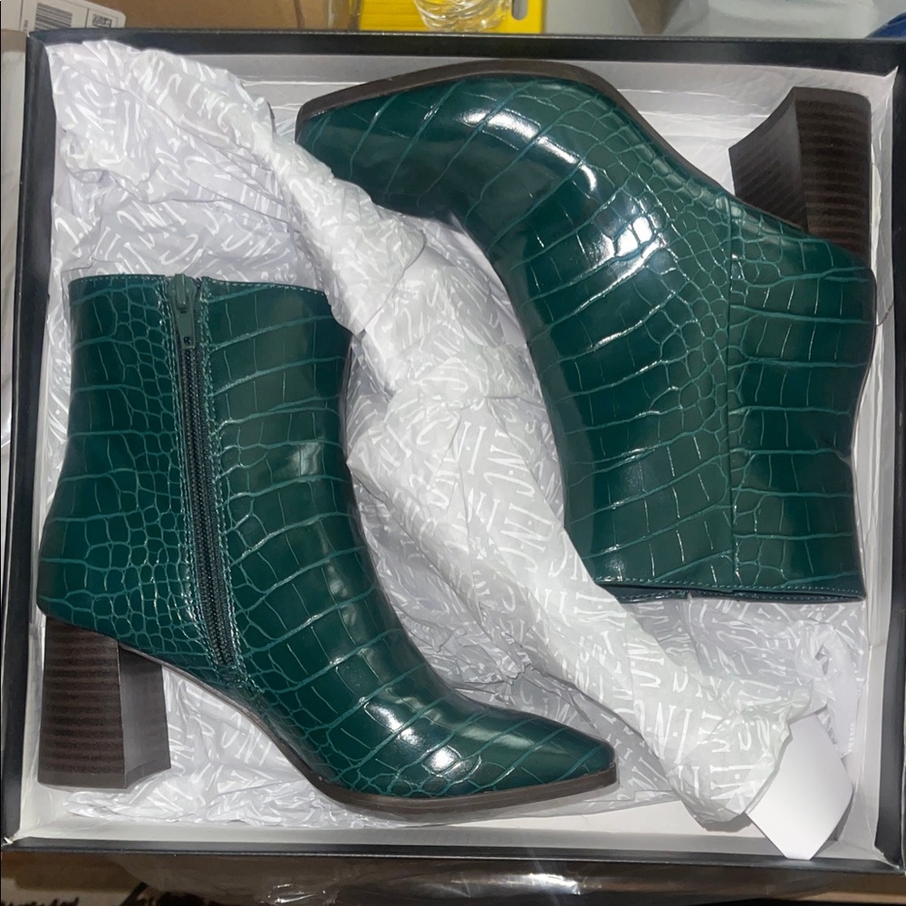 INC International Concepts Women's Dasha Block-Heel Booties 5M - Picture 2 of 3